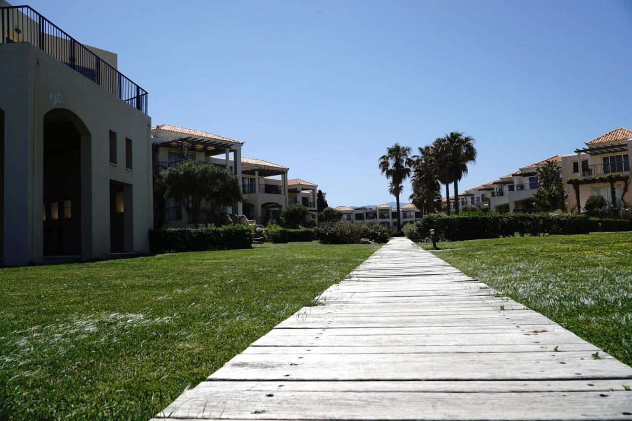 Cassiopeia 3-Bedroom House On The Beach With Pool Hanya Dış mekan fotoğraf